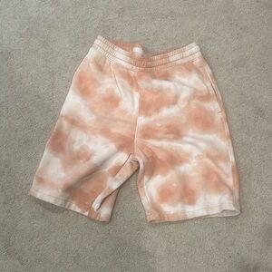 Boys Old Navy size XL 18 shorts tie-dye
